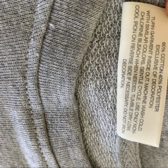 GIRL fuzzy heart sweatshirt - Picture 5 of 5